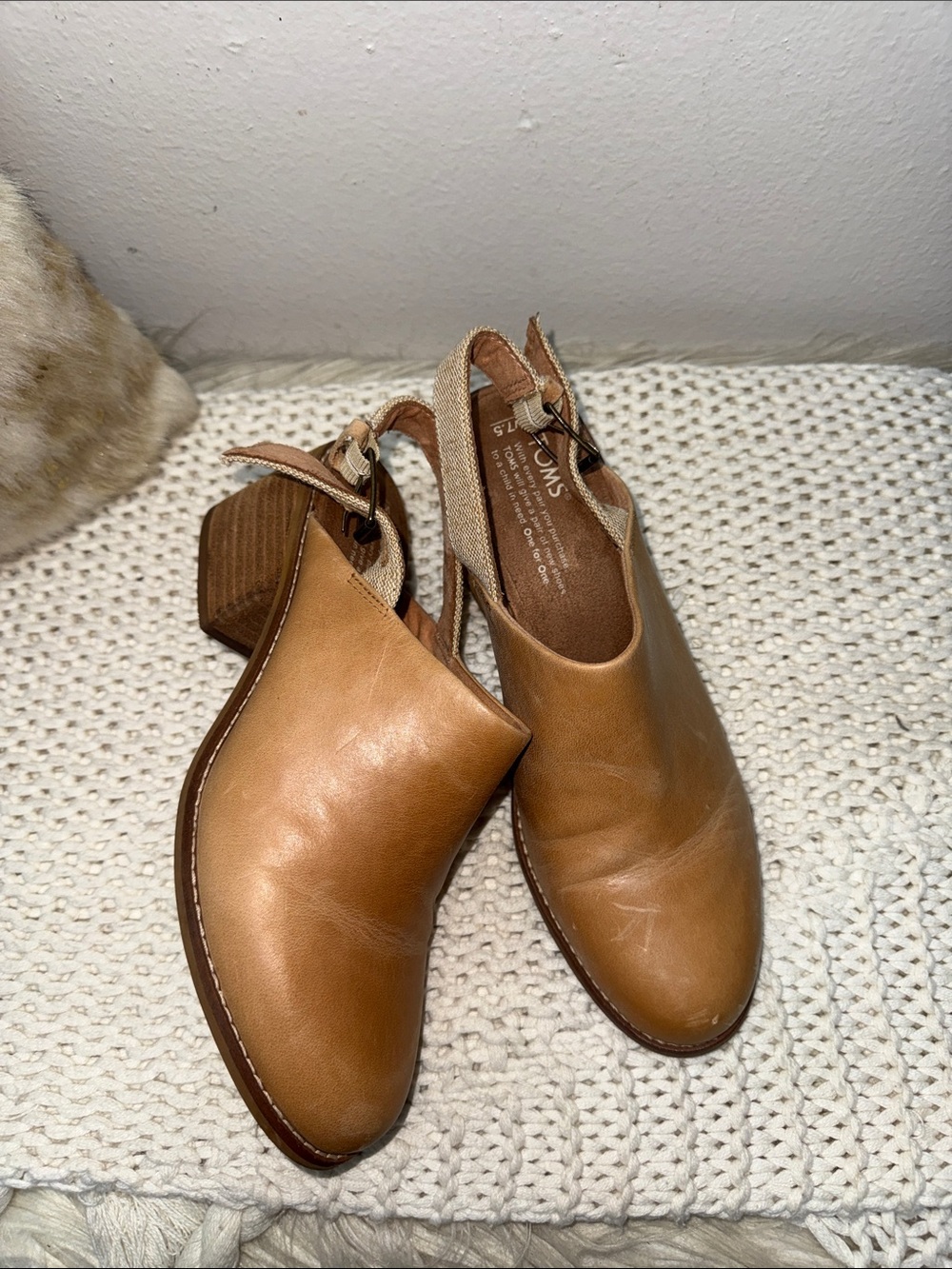 TOMS Tan Leather Slingback Block Heel Clogs